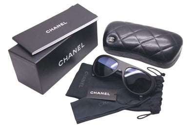 新品同様 CHANEL シャネル サングラス 5018 c.555/91 サイズ57□17 135 ココマーク ブラック プラスチック イタリア製 中古 4c075121