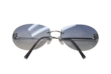 Load image into Gallery viewer, 極美品 CHANEL シャネル リムレス サングラス 4013 c124/55 サイズ59□16 130 ココマーク ブルー グラデーション 中古 4c075125