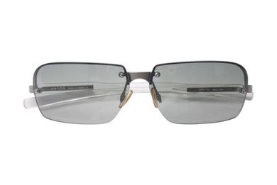 極美品 PRADA プラダ サングラス SPR 71C 2AC-7N1 クリアシルバー プラスチック メタル ロゴ グラデーション 中古 4c075127 