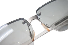 Load image into Gallery viewer, 極美品 PRADA プラダ サングラス SPR 71C 2AC-7N1 クリア シルバー プラスチック メタル ロゴ グラデーション 中古 4c075127
