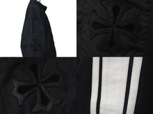 Load image into Gallery viewer, 極美品 CHROME HEARTS クロムハーツ ナイロンジャケット サイズM クロスパッチ ブラック レザー 裏起毛 中古 4c075136