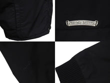 Load image into Gallery viewer, 極美品 CHROME HEARTS クロムハーツ ナイロンジャケット サイズM クロスパッチ ブラック レザー 裏起毛 中古 4c075136