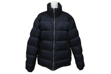 Load image into Gallery viewer, Christian Dior クリスチャンディオール ダウン ジャケット 943C449A4462 サイズ48 ネイビー 美品 中古 4c075140