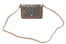 Load image into Gallery viewer, GOYARD ゴヤール プリュメ ポーチウォレット ショルダーバッグ PLUMETPMLTY01CL03P PVC レザー シルバー金具 美品 中古 4c075153