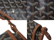 Load image into Gallery viewer, GOYARD ゴヤール プリュメ ポーチウォレット ショルダーバッグ PLUMETPMLTY01CL03P PVC レザー シルバー金具 美品 中古 4c075153