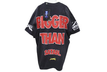 Load image into Gallery viewer, 新品未使用 HELLSTAR ヘルスター ビガー ザン サタン プリント 半袖Ｔシャツ ブラック トップス サイズL 中古 4c075180