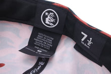 Load image into Gallery viewer, 新品未使用 HELLSTAR ヘルスター SS24 Cheetah Print Fitted Hat チータープリントフィットハット F03653B9 レッド 7 1/2 中古 4c075187