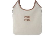 Load image into Gallery viewer, 新品未使用 MIUMIU ミュウミュウ ロゴ トートバッグ ショルダーバッグ IVY 5BG231 キャンバス レザー ホワイト ブラウン 中古 4c075237