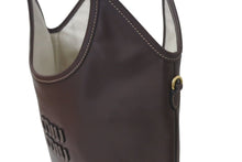 Load image into Gallery viewer, 新品未使用 MIUMIU ミュウミュウ IVY アイビー トートバッグ 5BG231 ブラウン レザー ゴールド金具 中古 4c075239