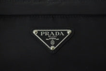 Load image into Gallery viewer, PRADA プラダ ウエストバッグ ボディバッグ トライアングルロゴ 2VL005 ナイロン ブラック シルバー金具 美品 中古 4c075240