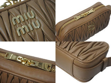 Load image into Gallery viewer, 極美品 MIUMIU ミュウミュウ マトラッセ キルティング ショルダーバッグ 5BC158 レザー ブラウン ゴールド金具 中古 4c075241