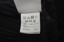 Load image into Gallery viewer, 新品同様 ISSEY MIYAKE イッセイミヤケ オムプリッセ プリーツパンツ HP55JF150 ポリエステル ブラック サイズ1 中古 4c075248