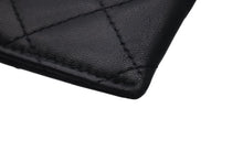 Load image into Gallery viewer, CHANEL シャネル ラムスキン タイムクラシック マトラッセ カードケース ブラック ランダム 美品 中古 4c075252