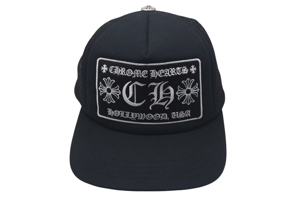 極美品 CHROME HEARTS クロムハーツ トラッカーキャップ ハリウッド CHロゴ刺繍 クロスボール シルバー 925 ブラック 中古 4c075269