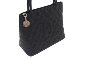 新品同様 CHANEL シャネル 復刻トートバッグ ハンドバッグ ６番台 キャビアスキン ブラック ココマーク ロゴ 鞄 シルバー金具 中古 4c075291