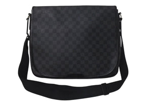 LOUIS VUITTON ルイヴィトン ダニエルMM ショルダーバッグ N58029 ダミエグラフィット ブラック シルバー金具 美品 中古 4c075298