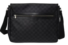 Load image into Gallery viewer, LOUIS VUITTON ルイヴィトン ダニエルMM ショルダーバッグ N58029 ダミエグラフィット ブラック シルバー金具 美品 中古 4c075299