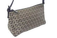 画像をギャラリービューアに読み込む, 極美品 FENDI フェンディ ハンドバッグ ズッキーノ ポーチ ベージュ ブラウン コットンキャンバス レザー ブラック金具 中古 4c075362 