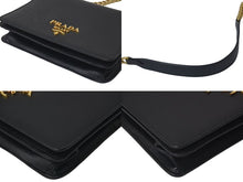 Load image into Gallery viewer, 極美品 PRADA プラダ サフィアーノ チェーンショルダーバッグ 1BD133 ブラック レザー ゴールド金具 中古 4c075375