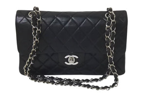 CHANEL シャネル マトラッセ 23cm Wチェーンショルダーバッグ Wフラップ 6番台 ラムスキン ココマーク ブラック 美品 中古 4c075396