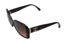 Load image into Gallery viewer, CHANEL シャネル ココマーク サングラス メガネ 5234-Q-A プラスチック レザー ブラウン ゴールド金具 サイズ57□16 美品 中古 4c075412
