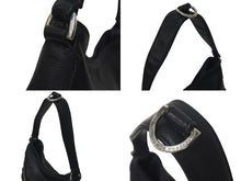 Load image into Gallery viewer, CHROME HEARTS クロムハーツ グーチバッグ フィリグリークロス スモール ワンショルダーバッグ シルバー 925 レザー 美品 中古 4c075418