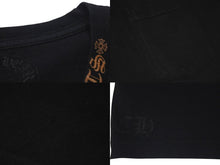 Load image into Gallery viewer, CHROME HEARTS クロムハーツ 半袖Ｔシャツ 前ポケット ロゴプリント ブラック ブラウン コットン 美品 中古 4c075419