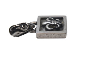 CHROME HEARTS クロムハーツ フレームド BSフレア チャーム ペンダントトップ 重量約5.1g 1998/.925刻印 シルバー925 美品 中古 4c075422