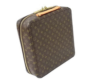 Load image into Gallery viewer, 極美品 LOUIS VUITTON ルイ ヴィトン ジュエリーケース アクセサリーケース モノグラム ブラウン PVC レザー ゴールド金具 中古 4c075461