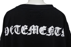 極美品 VETEMENTS ヴェトモン 21SS アナーキー ゴシック ロゴ 半袖Ｔシャツ ブラック コットン サイズS UE51TR640B 中古 4c075506 