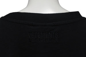 極美品 VETEMENTS ヴェトモン 21SS アナーキー ゴシック ロゴ 半袖Ｔシャツ ブラック コットン サイズS UE51TR640B 中古 4c075506 