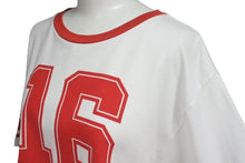 Load image into Gallery viewer, CELINE セリーヌ クロップド ロゴ 半袖Ｔシャツ ホワイト レッド コットン トップス 16 背番号 2X09D671Q サイズS 美品 中古 4c075525