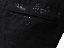 Load image into Gallery viewer, 新品未使用 HERMES エルメス オープンカラーシャツ 開襟シャツ 25SS サイズ50 花柄 総柄 刺繍 ネイビー 中古 4c075535