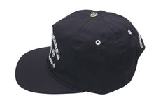 Load image into Gallery viewer, 新品未使用 CHROME HEARTS クロムハーツ GAS STATION KING TACO 3 セメタリ―クロス トラッカーキャップ ブラック 中古 4c075540