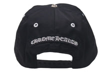 Load image into Gallery viewer, 新品未使用 CHROME HEARTS クロムハーツ GAS STATION KING TACO 3 セメタリ―クロス トラッカーキャップ ブラック 中古 4c075540