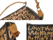 Load image into Gallery viewer, LOUIS VUITTON ルイヴィトン ポシェットアクセソワ―ル アクセサリーポーチ M92193 モノグラム グラフィティ PVC 中古 4c075562