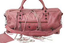 Load image into Gallery viewer, BALENCIAGA バレンシアガ ハンドバッグ The Twiggy Shoulder Bag ザツィギー ピンク ラムスキン 128523 美品 中古 4c075574