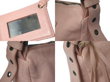 Load image into Gallery viewer, BALENCIAGA バレンシアガ ザヒップ ワンショルダーバッグ 309935 6820 レザー ピンク ブラックメタル金具 美品 中古 4c075651