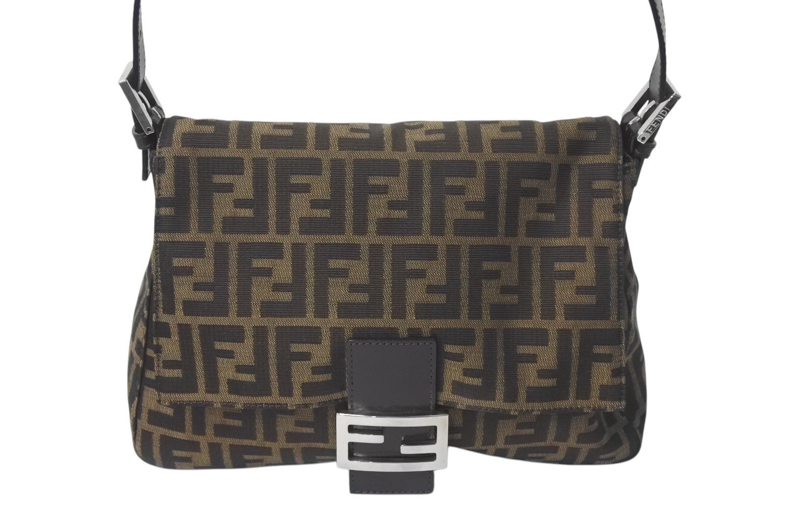 【 FENDI 】正規品 訳あり マンマバケット 黒ミニバッグ FENDI 】正規品 訳あり マンマバケット 黒ミニバッグ（FENDI