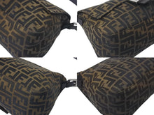 Load image into Gallery viewer, 極美品 FENDI フェンディ マンマバケット ショルダーバッグ ズッカ柄 26325 ブラウン コットンキャンバス レザー シルバー金具 中古 4c075653