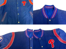 Load image into Gallery viewer, JH DESIGN JHデザイン リバーシブル バーシティジャケット スタジャン PHILLIES フィリーズ MLB ブルー ウール アクリル レザー XXL 美品 中古 4c075671