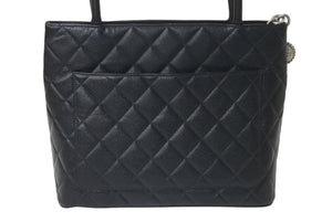極美品 CHANEL シャネル 復刻トートバッグ ハンドバッグ 7番台 キャビアスキン ブラック ココマーク ロゴ 鞄 シルバー金具 中古 4c075700
