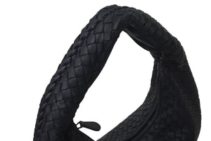 新品同様 BOTTEGA VENETA ボッテガヴェネタ イントレチャート ホーボー ハンドバッグ レザー ブラック 中古 4c075706