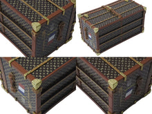 Load image into Gallery viewer, LOUIS VUITTON ルイヴィトン LVノベルティ 2010 ミスフランス M99408 モノグラムウッド トランク型 ペーパーウェイト 美品 中古 4c075715