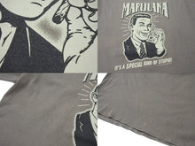 Load image into Gallery viewer, VINTAGE ヴィンテージ MARIJUANA マリファナ 半袖Tシャツ IT&#39;S A SPECIAL KIND OF STUPID サンドベージュ サイズXL 古着 良品 中古 4c075824