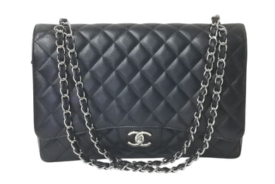 極美品 CHANEL シャネル マトラッセ33 Wフラップ Wチェーン ショルダーバッグ 15番台 キャビアスキン ブラック シルバー金具 中古 4c075851