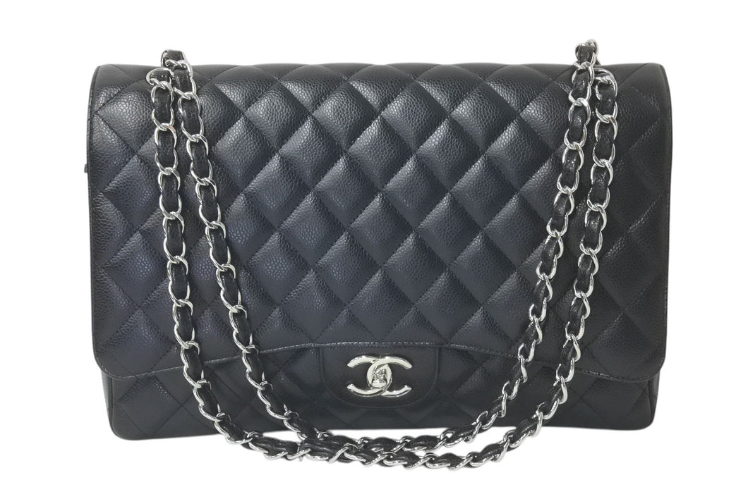 極美品 CHANEL シャネル マトラッセ33 Wフラップ Wチェーン ショルダーバッグ 15番台 キャビアスキン ブラック シルバー金具 中古 4c075851