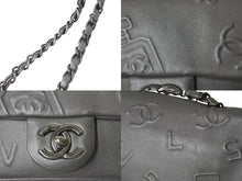 Load image into Gallery viewer, CHANEL シャネル チェーンショルダーバッグ 型押し 19番台 グレー 2014年 ココマーク シルバー金具 美品 中古 4c075852