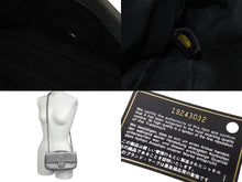 Load image into Gallery viewer, CHANEL シャネル チェーンショルダーバッグ 型押し 19番台 グレー 2014年 ココマーク シルバー金具 美品 中古 4c075852