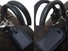 Load image into Gallery viewer, 極美品 LOUIS VUITTON ルイヴィトン キーポルバンドリエール55 ボストンバッグ M56714 モノグラムマカサー ブラック 中古 4c075858